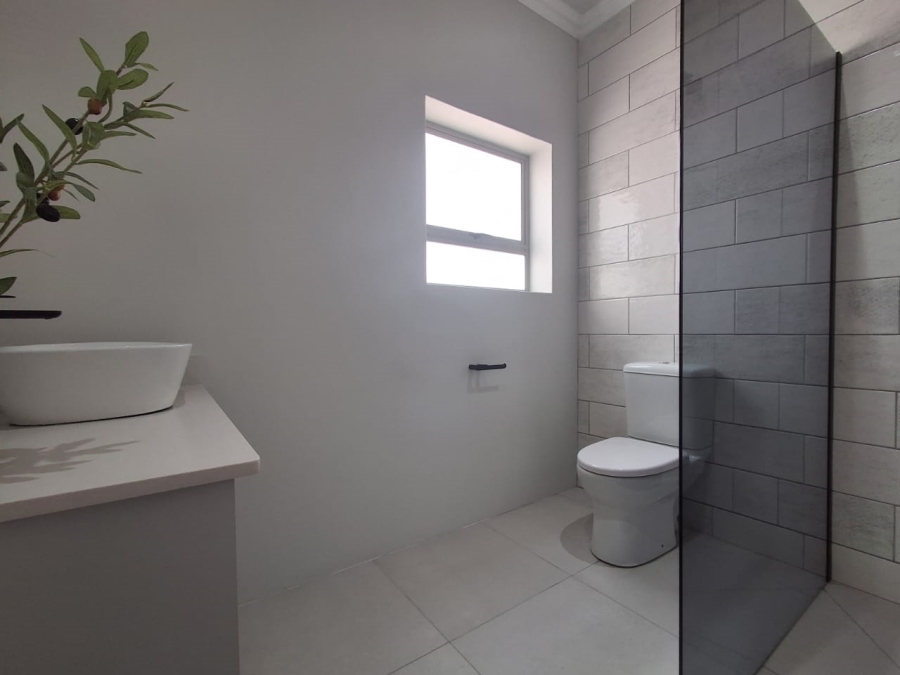 3 Bedroom Property for Sale in Stilbaai Wes Western Cape